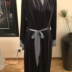 Gorgeous Velvet Robe by Neiman Marcus